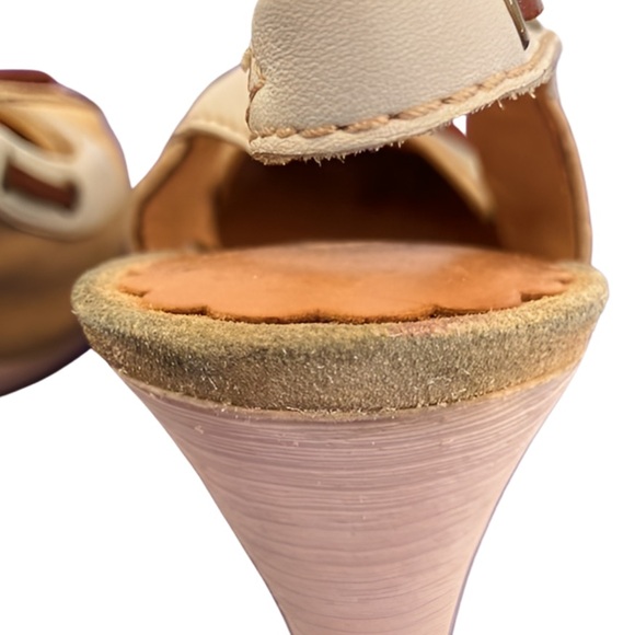 Coach Athena Wedge Size 5.5 - Picture 10 of 10